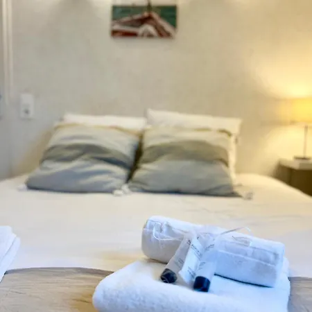 La Cotiere, Terrasse Et Jardin Rdc, Proche *