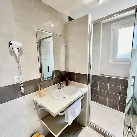 La Cotiere, Terrasse Et Jardin Rdc, Proche