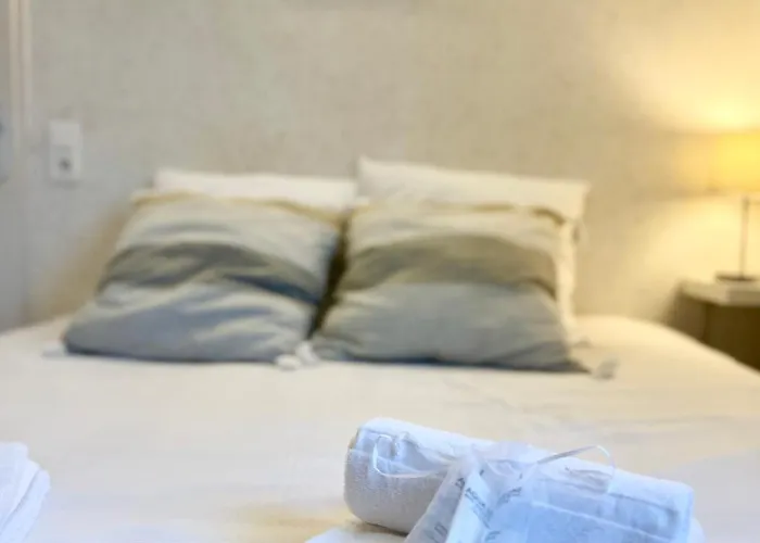 La Cotiere, Terrasse Et Jardin Rdc, Proche *